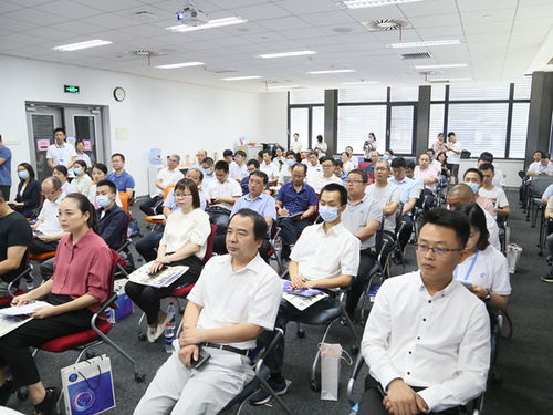 長沙汽車聯(lián)盟開啟技術交流活動年，助推產(chǎn)業(yè)科技創(chuàng)新
